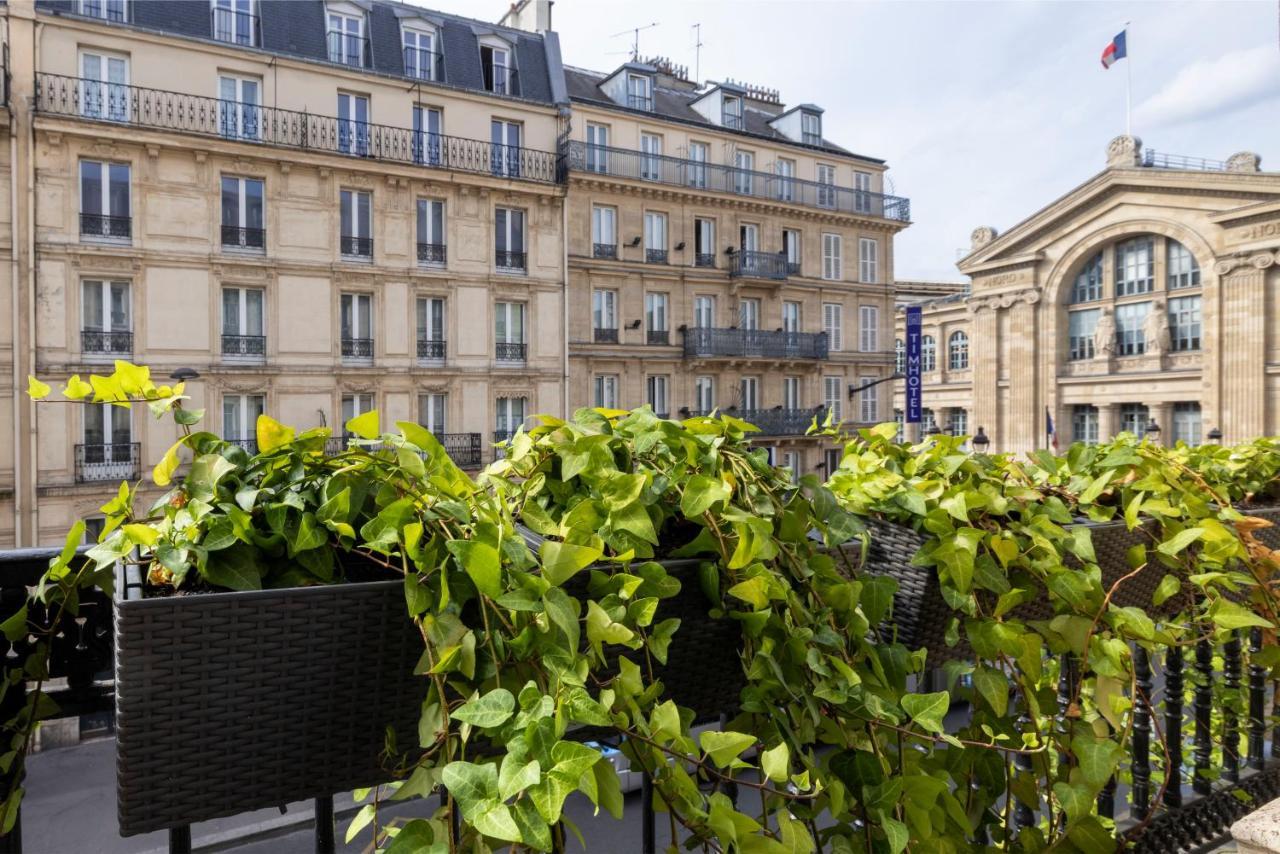 Hotel Whistler - Gare Du Nord Parigi Esterno foto